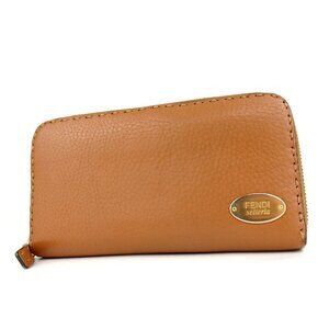 Authentic FENDI 8M0024/AGA・128・2613 selleria zip around purse leather [Used]
